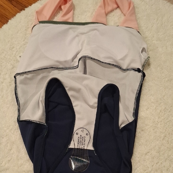 Green and Pink One-Piece Swimwear with Classic Design Size M - Picture 4 of 7